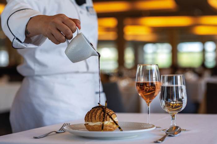 Marella Cruises Marella Discovery Piccadilly's ©Marella Cruises 4.jpg